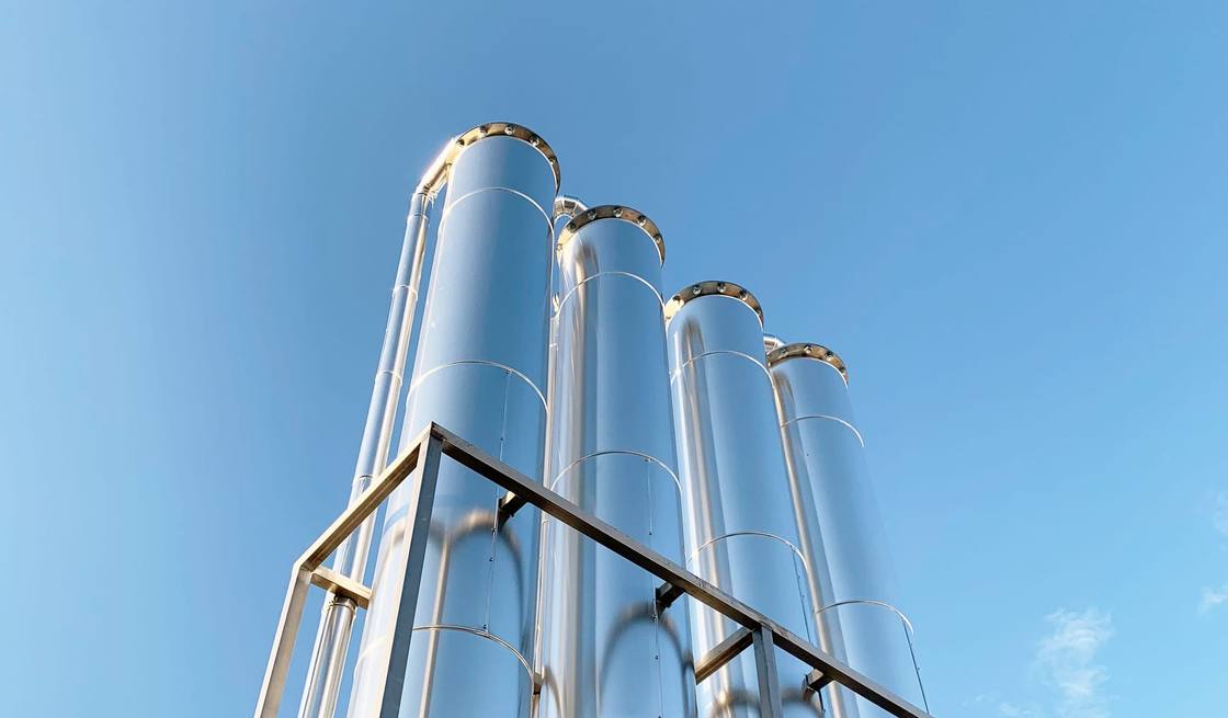 Detail of the MPB towers