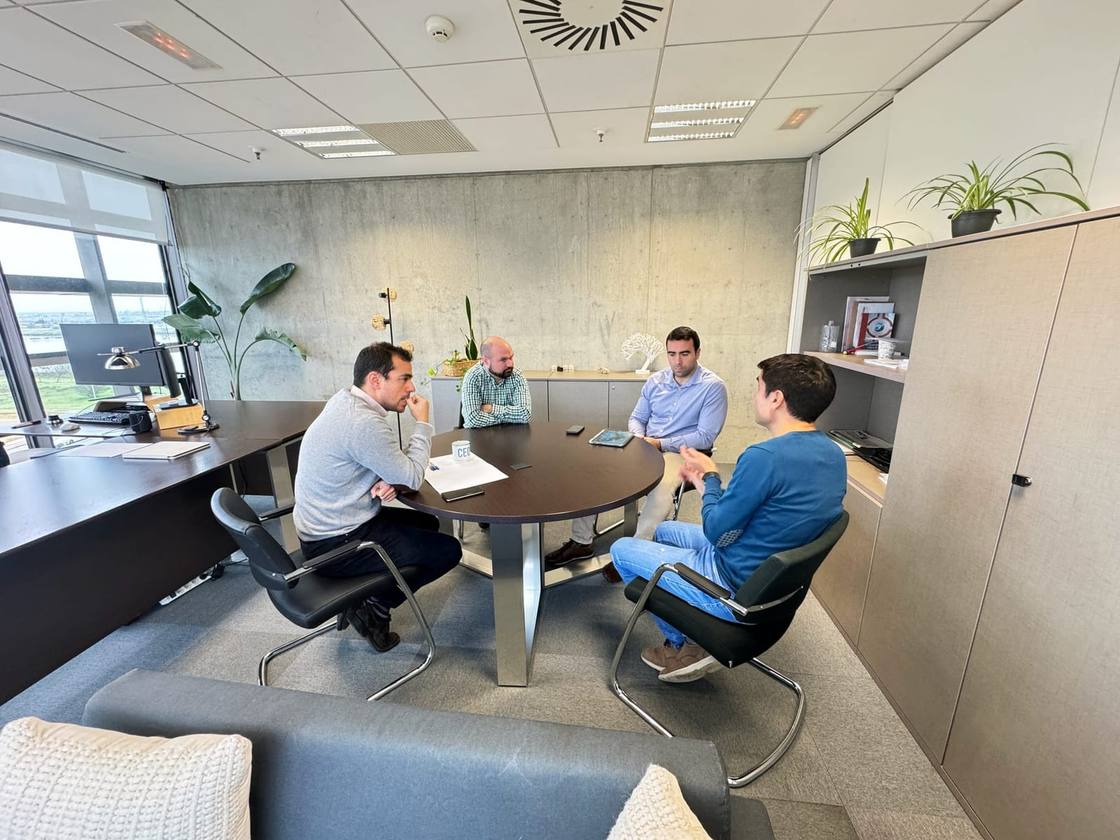Sala de reuniões do gabinete de engenharia da AGF